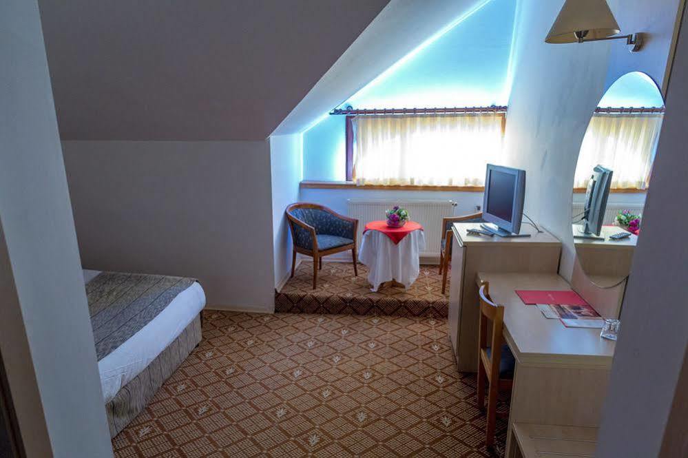 Kaya Greenpark Hotel Karapazar 外观 照片